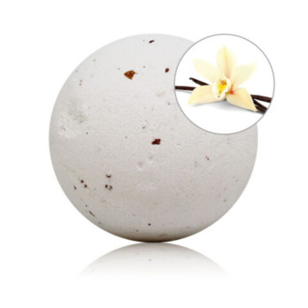 Taloka  Vanilla Scented Bath Bomb With Rose Petals